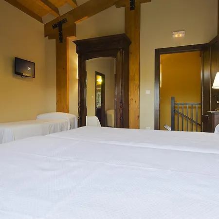 Hotel La Casona De La Mesta 2*